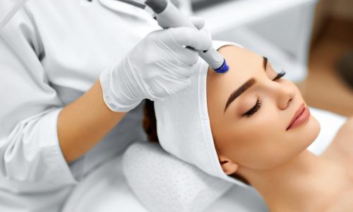 ACNE SCAR TREATMENT with microneedling VANCOUVER - MICRONEDLING